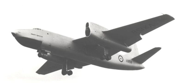 The Sperrin being flown at the Farnborough Airshow with a single de Havilland Gyron engine mounted in the lower left nacelle.